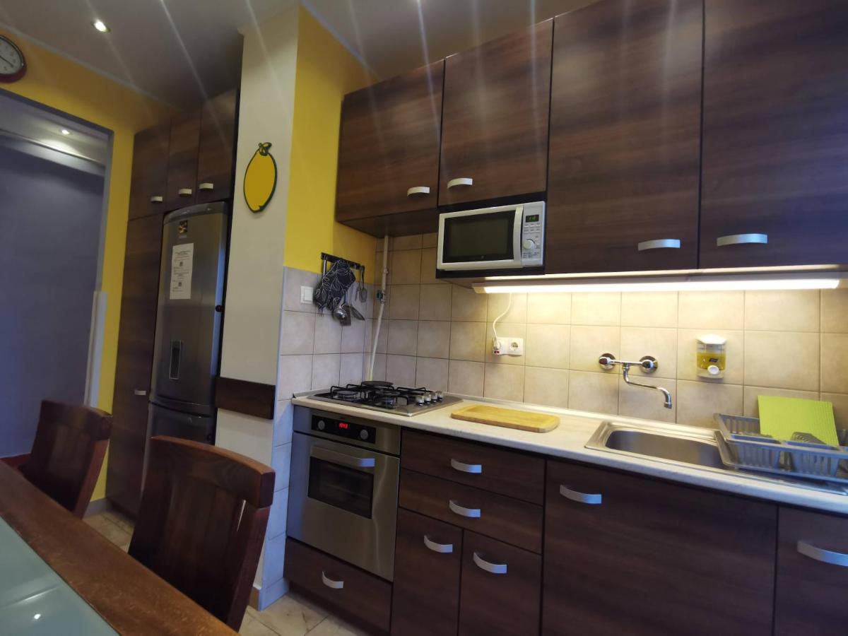 Smart Business Apartman Мішкольц Екстер'єр фото
